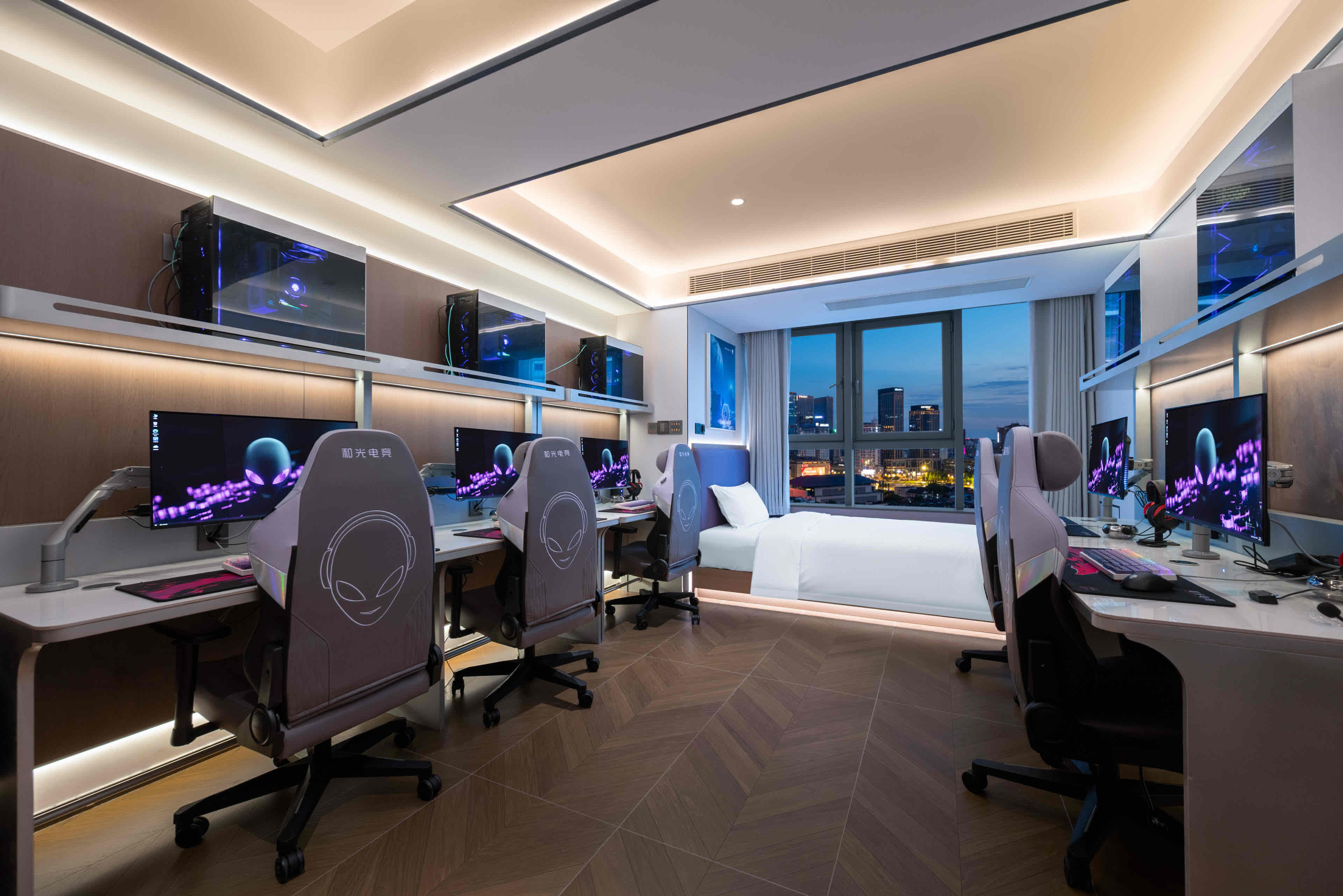 ALIENSPACE成都温江店